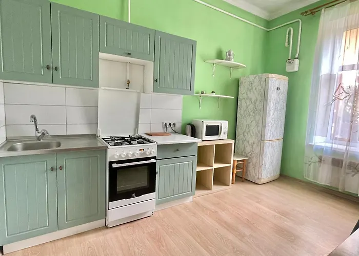Городоцька 169, Жд Вокзал,Близько Центр,Парковка