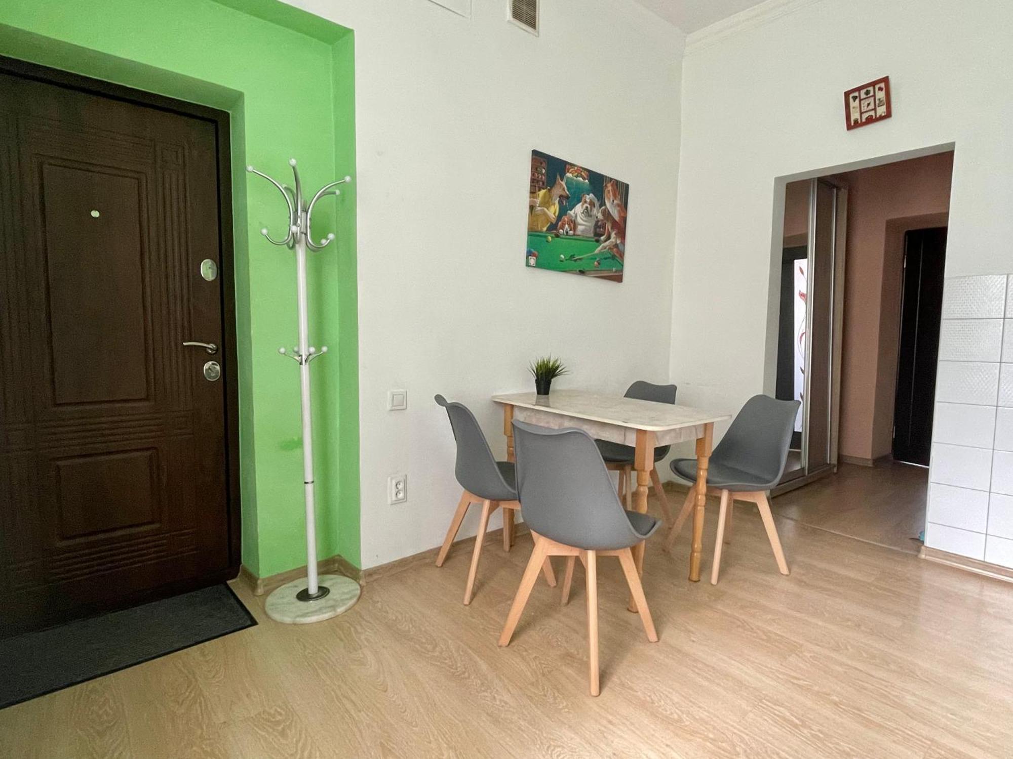 городоцька 169, жд вокзал,близько центр,парковка Apartment Lviv