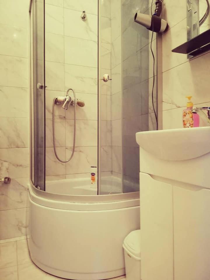 Apartment городоцька 169, жд вокзал,близько центр,парковка *